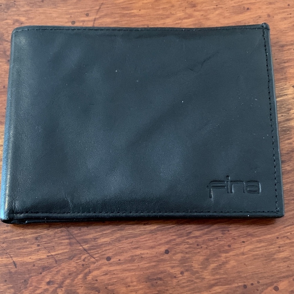 Fina Black Leather Wallet for Men